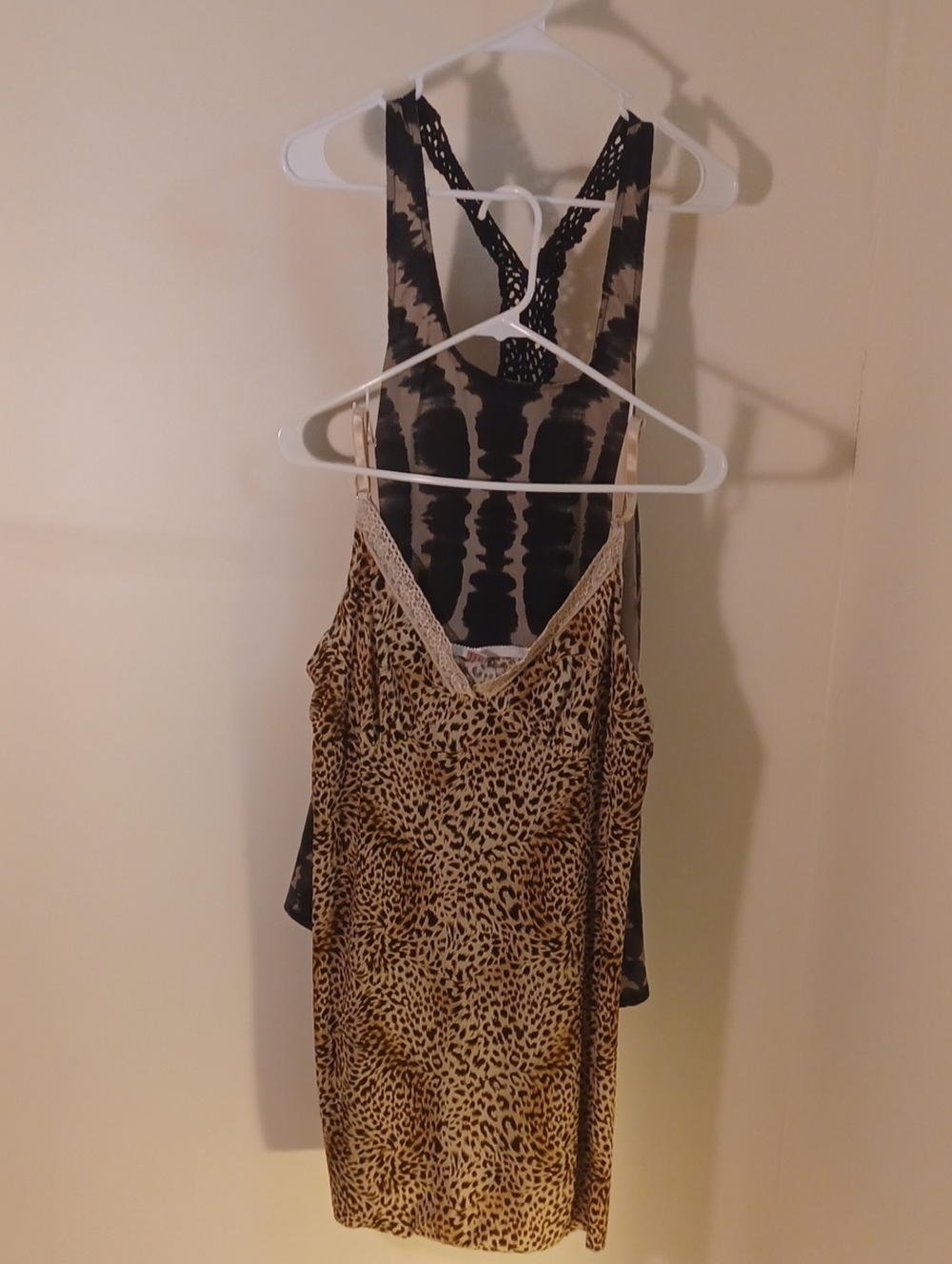 Bundle of 2 -Tank Tops Trac Leopard Print Slip Camisole in Tan and Black